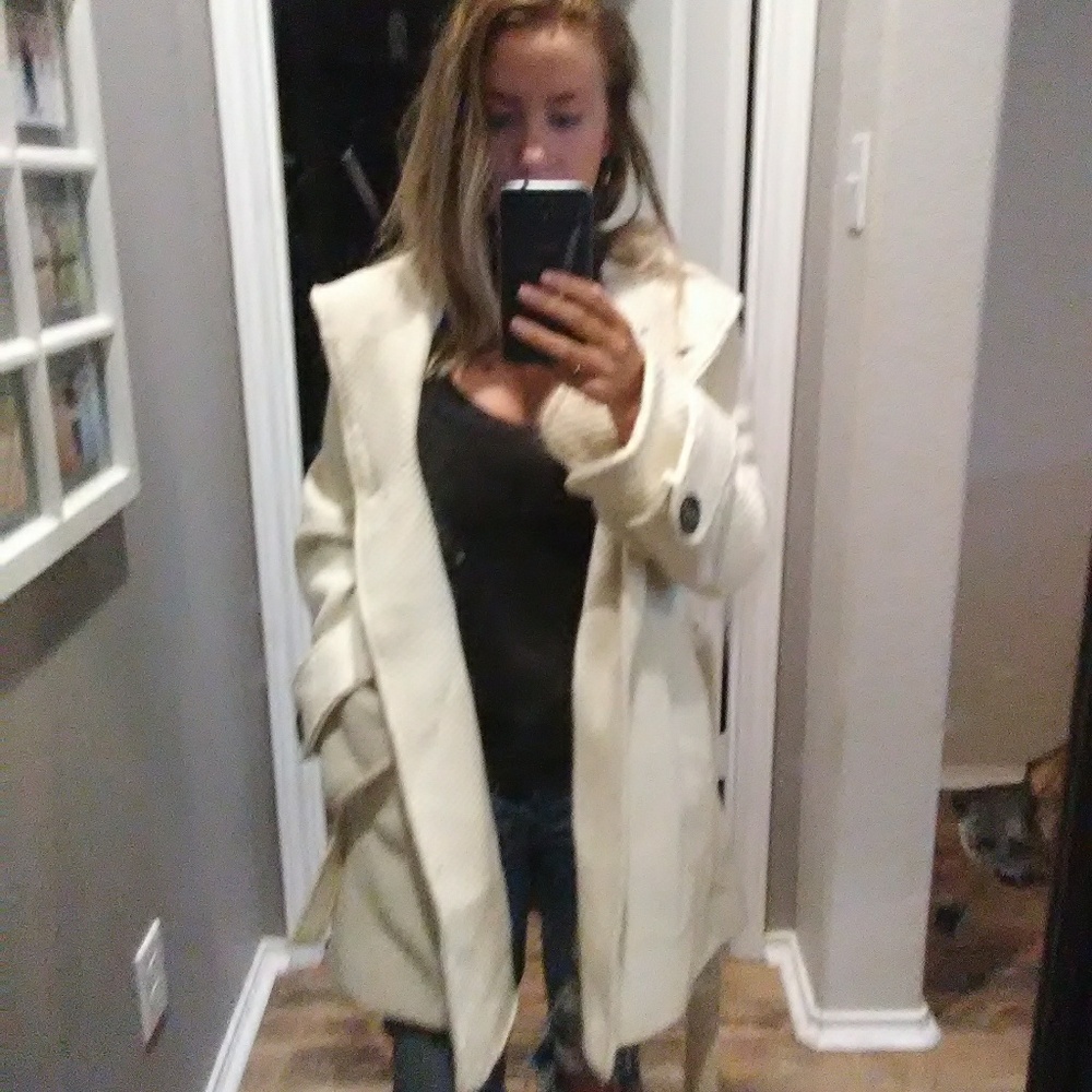 Wool coat - Picture 2 of 8